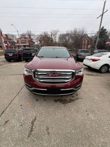 2017 GMC Acadia SLE-2