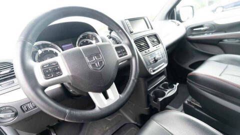 2013 Dodge Grand Caravan R/T