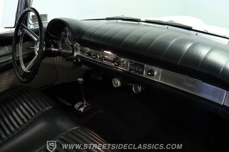 1957 Ford Thunderbird