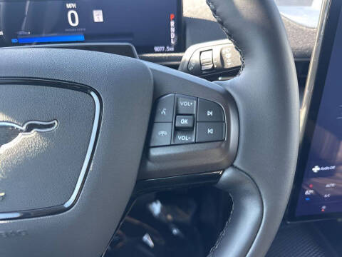 2024 Ford Mustang Mach-E Select