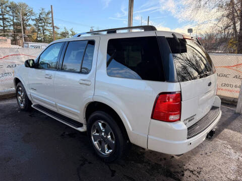 2004 Ford Explorer Limited