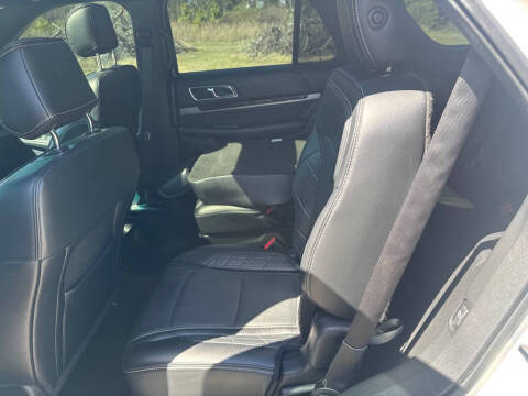 2016 Ford Explorer Platinum