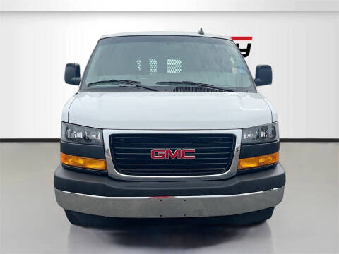 2024 GMC Savana 2500
