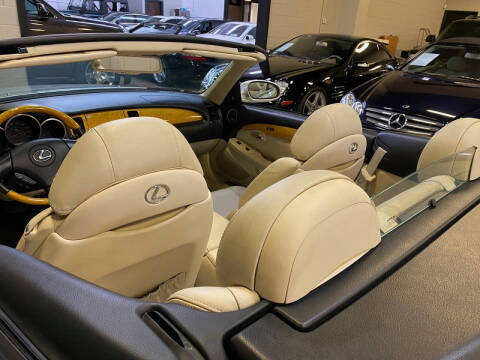2005 Lexus SC 430