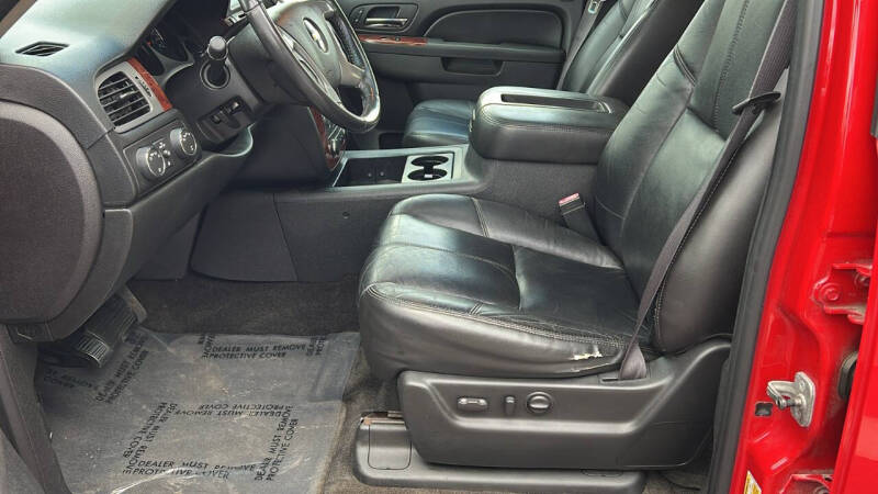 2011 Chevrolet Avalanche LT