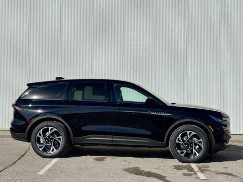 2025 Lincoln Nautilus Hybrid Premiere