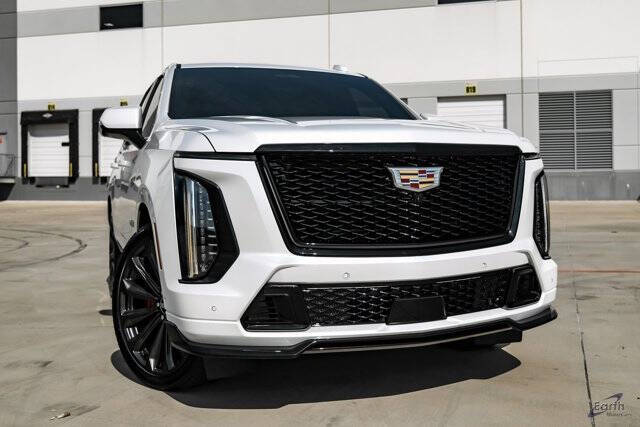 2025 Cadillac Escalade-V