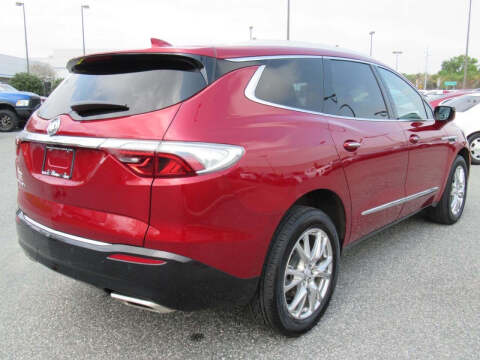 2023 Buick Enclave Essence