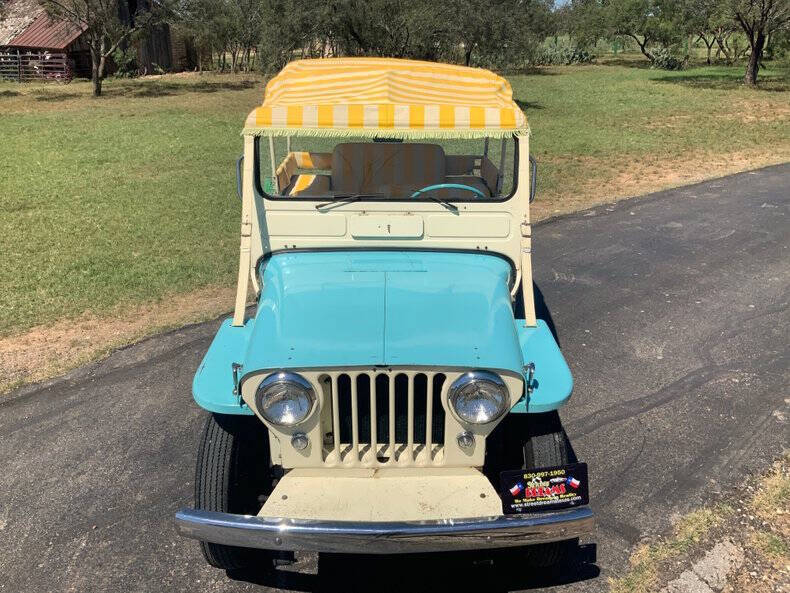 1960 Willys Surrey Gala