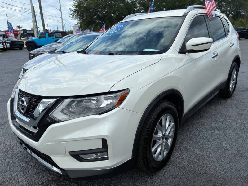 2017 Nissan Rogue SV