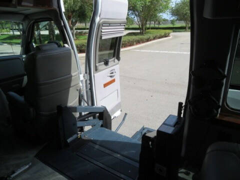 2010 Ford E-Series E-350 SD