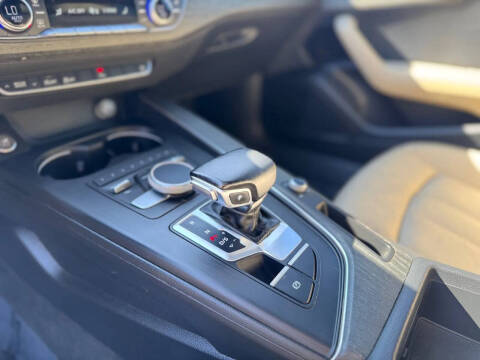 2017 Audi A4 2.0T quattro Premium Plus