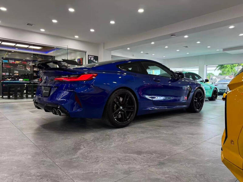 2020 BMW M8