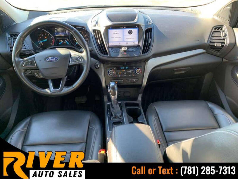 2019 Ford Escape SEL
