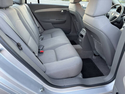 2011 Chevrolet Malibu LS