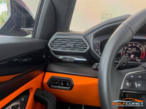 2024 Lamborghini Urus S