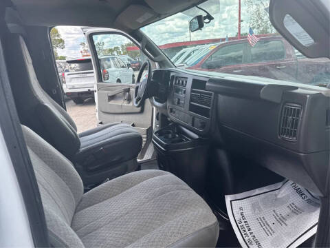 2023 GMC Savana 2500