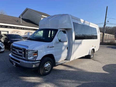 2016 Ford E-Series E-450 SD
