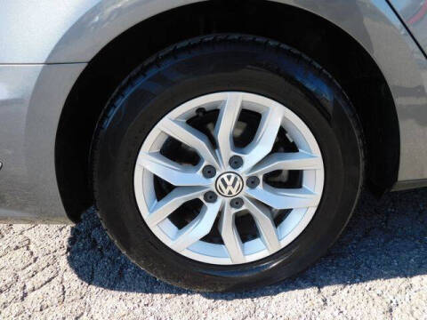 2017 Volkswagen Passat 1.8T S