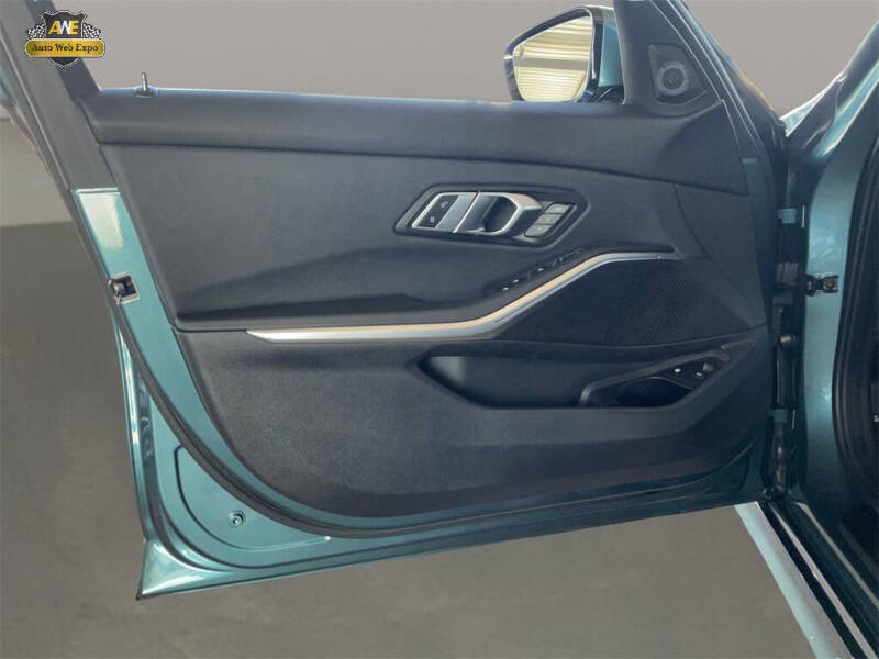 2021 BMW 3 Series 330e xDrive