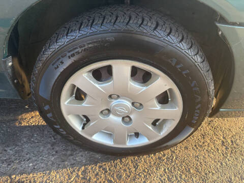 2000 Nissan Sentra XE