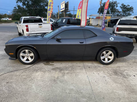 2013 Dodge Challenger SXT Plus