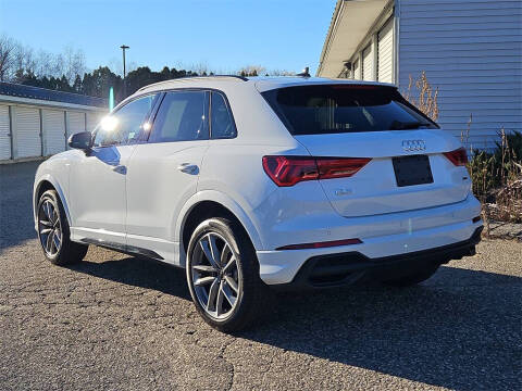 2023 Audi Q3 quattro S line Prem Plus 45 TFSI