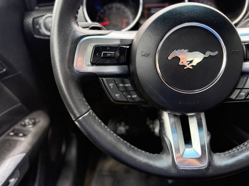 2016 Ford Mustang V6