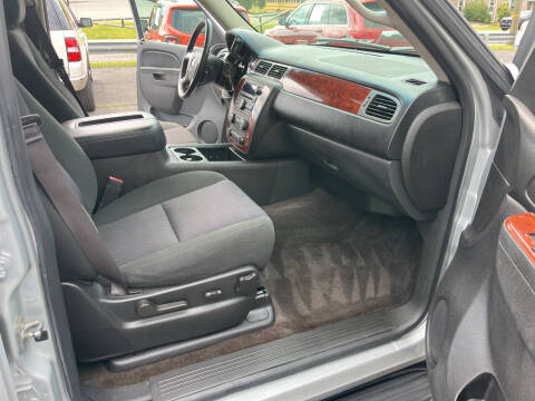 2013 Chevrolet Suburban LS