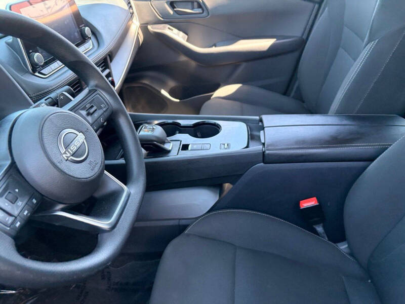 2024 Nissan Rogue S