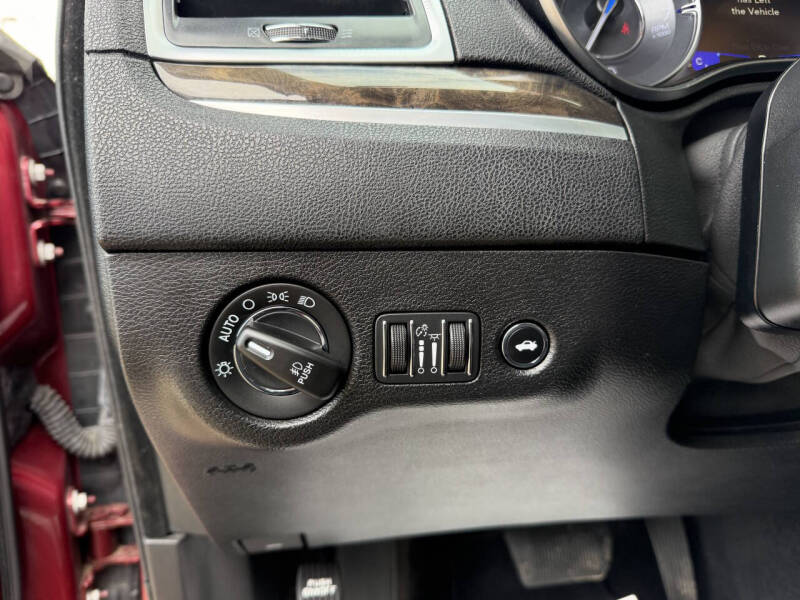 2019 Chrysler 300 Limited