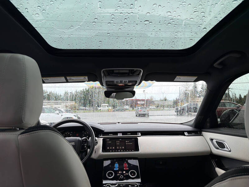 2018 Land Rover Range Rover Velar P250 R-Dynamic SE