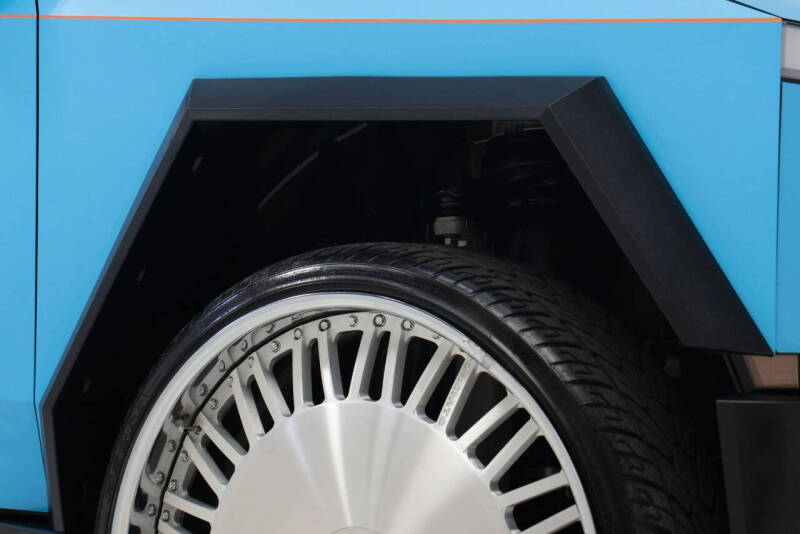 2024 Tesla Cybertruck