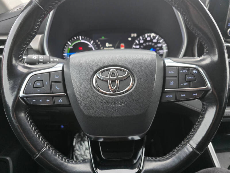 2021 Toyota Highlander Hybrid XLE