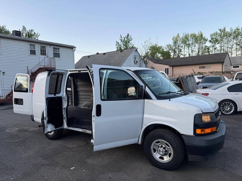 2019 Chevrolet Express 2500