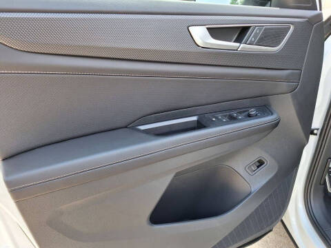 2026 Volkswagen Atlas Cross Sport SEL R-Line Black 4Motion