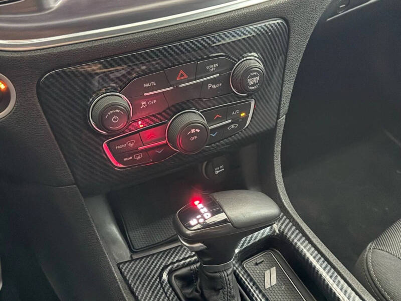 2018 Dodge Charger SXT