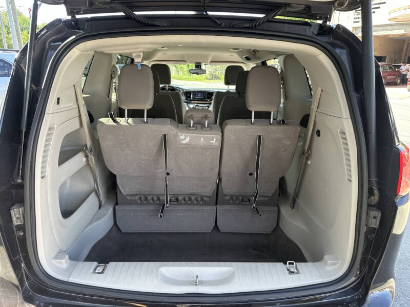 2017 Chrysler Pacifica Touring-L