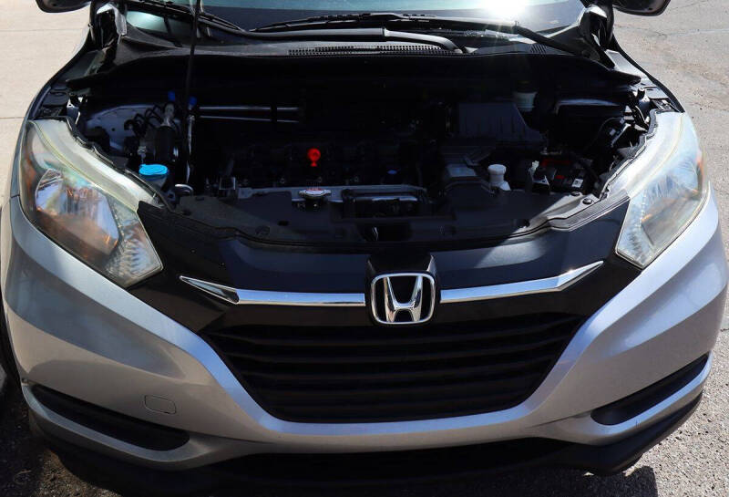 2017 Honda HR-V LX