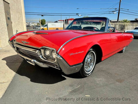 1962 Ford Thunderbird