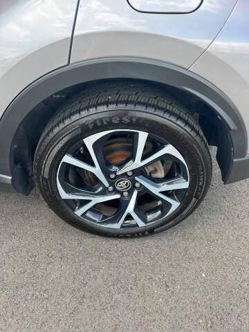 2018 Toyota C-HR XLE