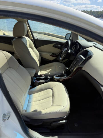 2012 Buick Verano Leather Group