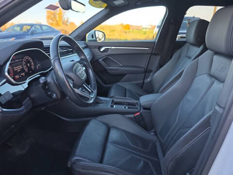 2020 Audi Q3 quattro S line Prem Plus 45 TFSI