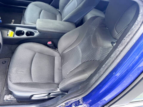 2016 Toyota Prius Two