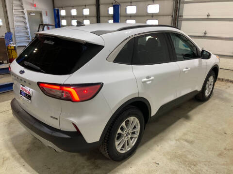 2021 Ford Escape Hybrid SE