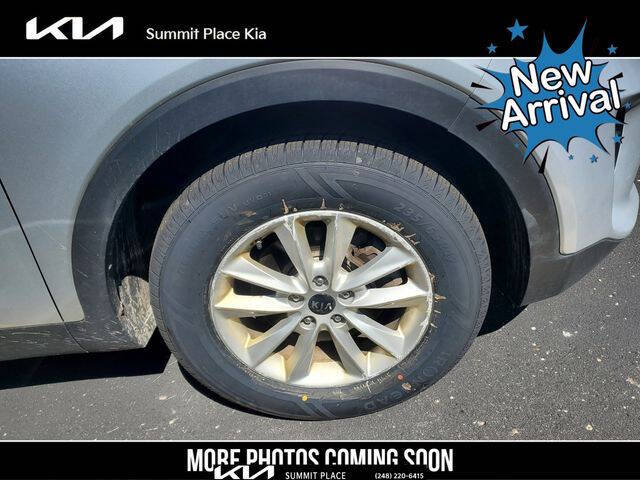 2019 Kia Sorento LX