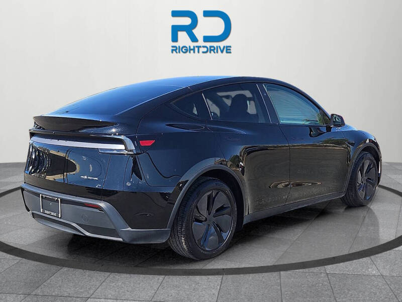 2026 Tesla Model Y Long Range