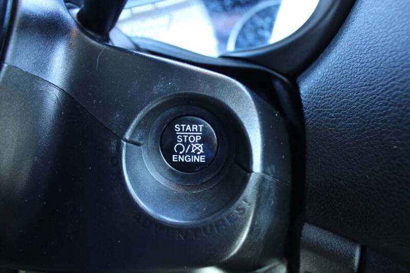 2017 Jeep Renegade Altitude