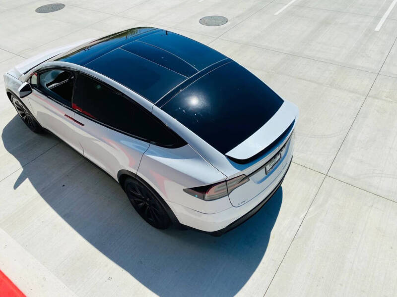 2023 Tesla Model X Standard Range