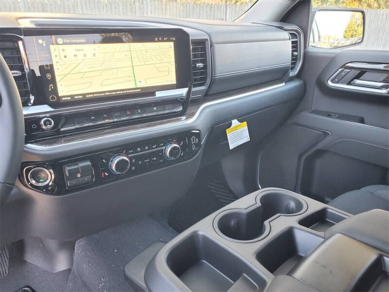 2026 GMC Sierra 1500 Elevation Standard